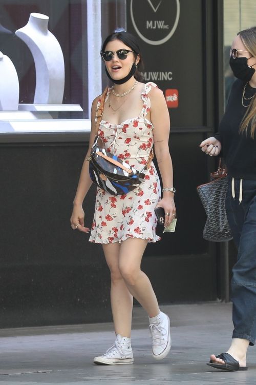 Lucy Hale Out at Jewelry District in Los Angeles 2020/06/10 3