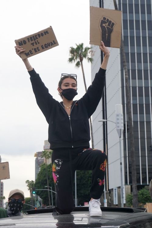 Madison Beer at Black Lives Matter Protest in Los Angeles 2020/06/01 10