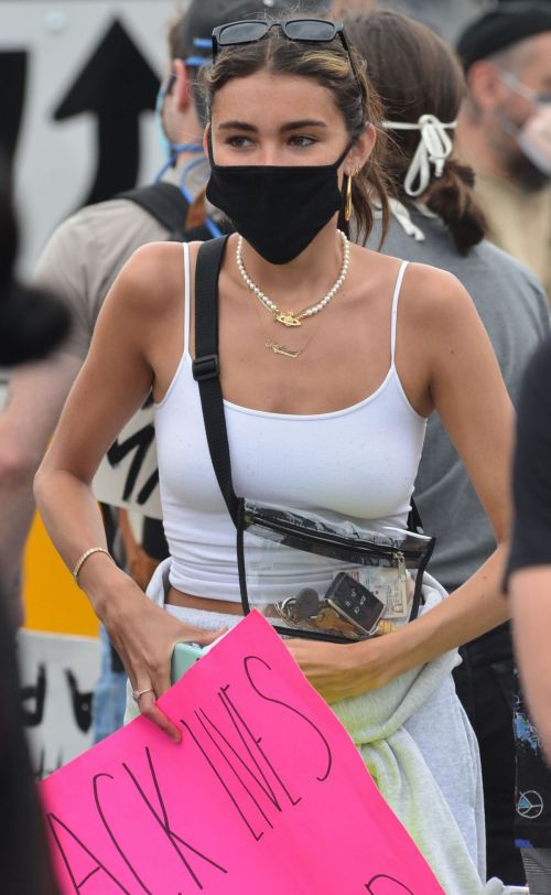 Madison Beer Out Black Lives Matter Protesting in Los Angeles 2020/06/05 12