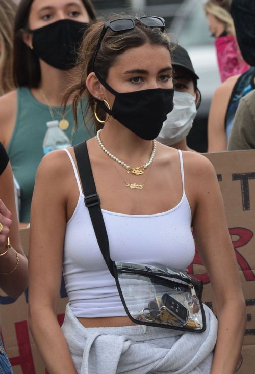 Madison Beer Out Black Lives Matter Protesting in Los Angeles 2020/06/05