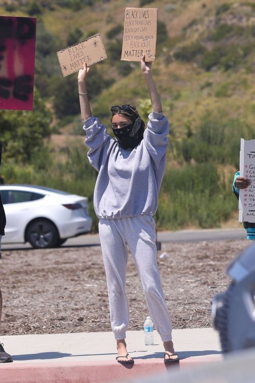 Madison Beer Out Black Lives Matter Protesting in Malibu 2020/06/03 3