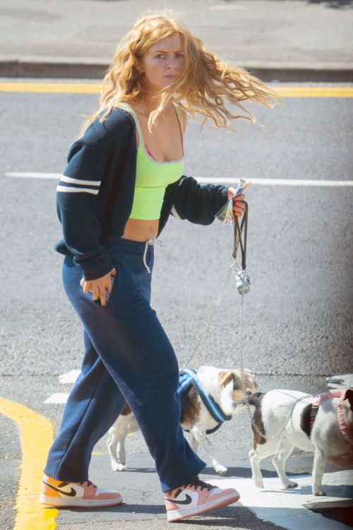Maisie Smith Out with Her Dogs in Essex 2020/06/01 1