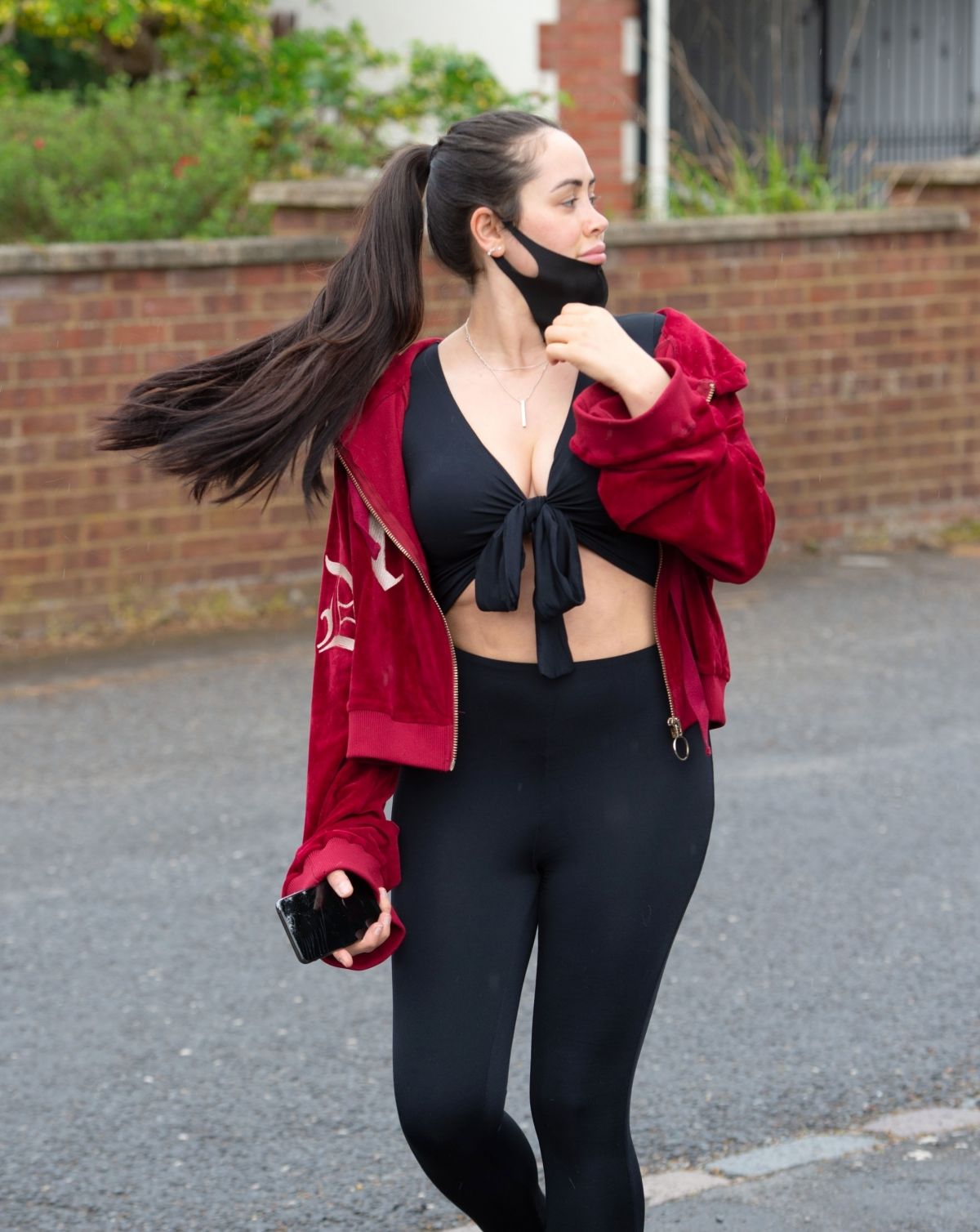 Marnie Simpson Out and About in Bedfordshire 2020/06/04