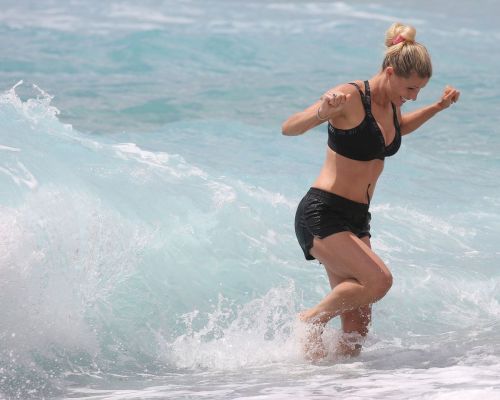 Michelle Hunziker in Bikini Top and Shorts at a Beach in Varigotti 2020/06/06 5