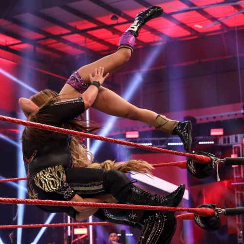 Natalya vs. Charlotte Flair vs. Nia Jax - Winner Challenges WWE Raw 2020/05/25 2