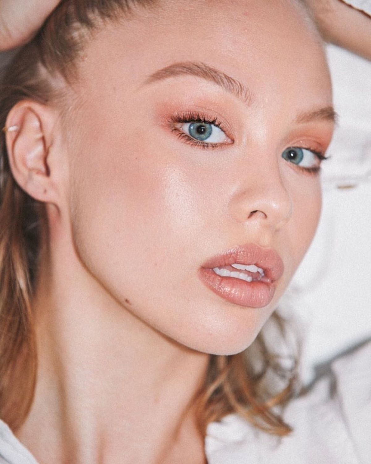 Olivia Deeble at a Photoshoot, June 2020