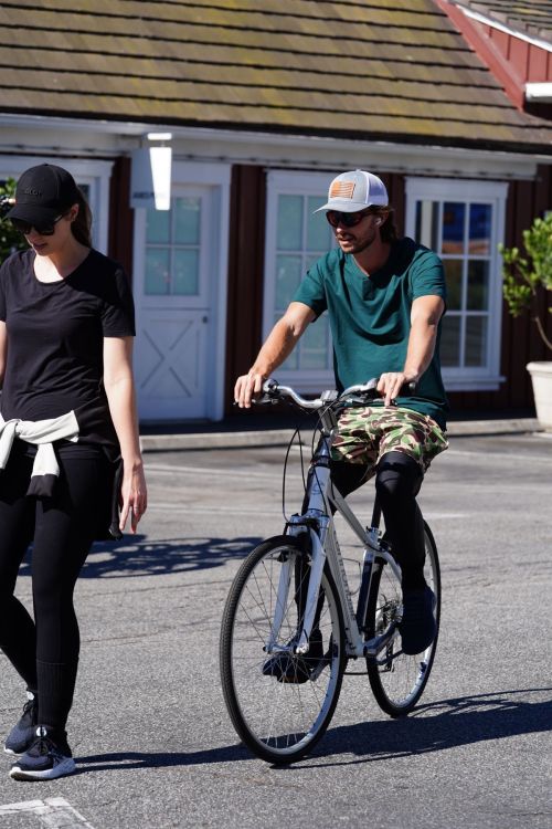 Pregnant Christina Schwarzenegger Riding Her Bike Out in Brentwood 2020/06/09 4