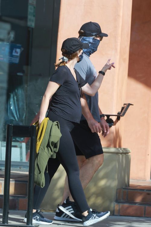 Pregnant Katherine Schwarzenegger and Chris Pratt Out in Santa Monica 2020/06/01 15