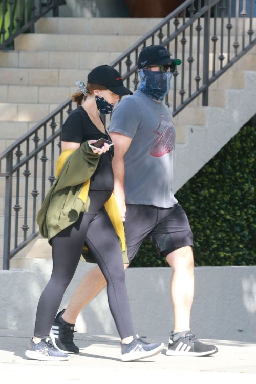 Pregnant Katherine Schwarzenegger and Chris Pratt Out in Santa Monica 2020/06/01 1