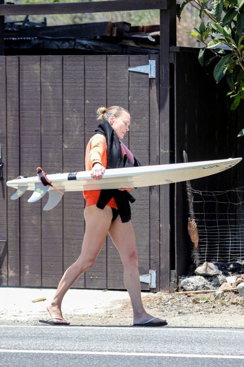 Robin Wright Surfing at a Beach in Malibu 2020/06/12 4