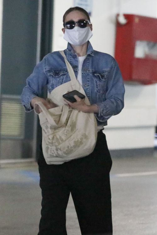 Rooney Mara Visits Her Doctor in Beverly Hills 2020/06/12 10