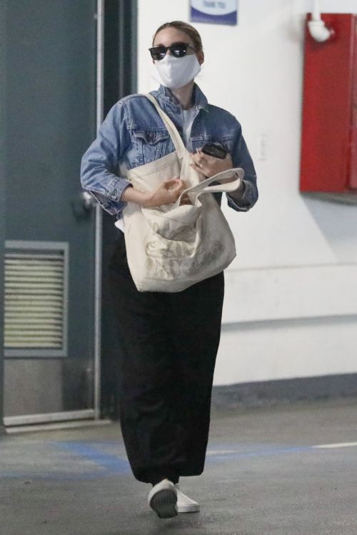 Rooney Mara Visits Her Doctor in Beverly Hills 2020/06/12 2