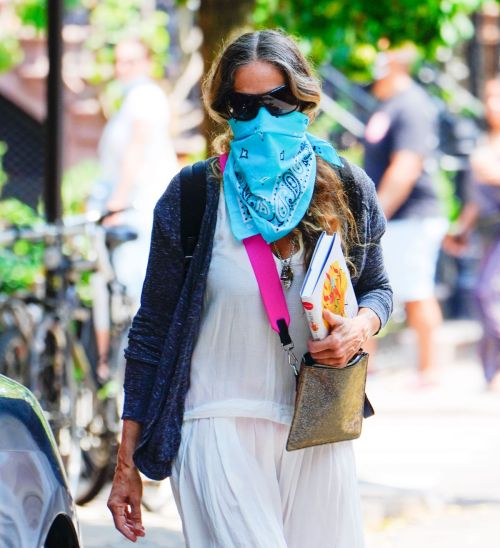 Sarah Jessica Parker Out and About in New York 2020/06/20 5