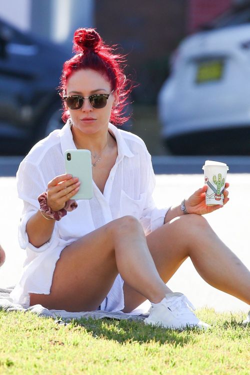 Sharna Burgess Relaxing at Bondi Beach 2020/05/29 2