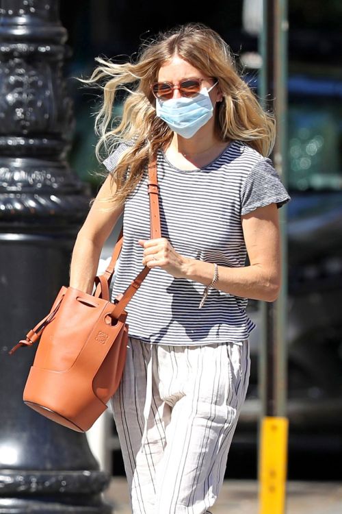 Sienna Miller Out and About in New York 2020/06/12 10