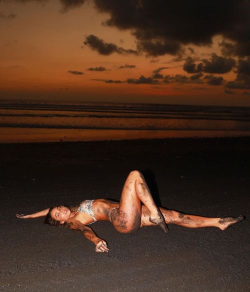 Sommer Ray in Bikini at a Photoshoot - Instagram Photos 2020/06/15 3