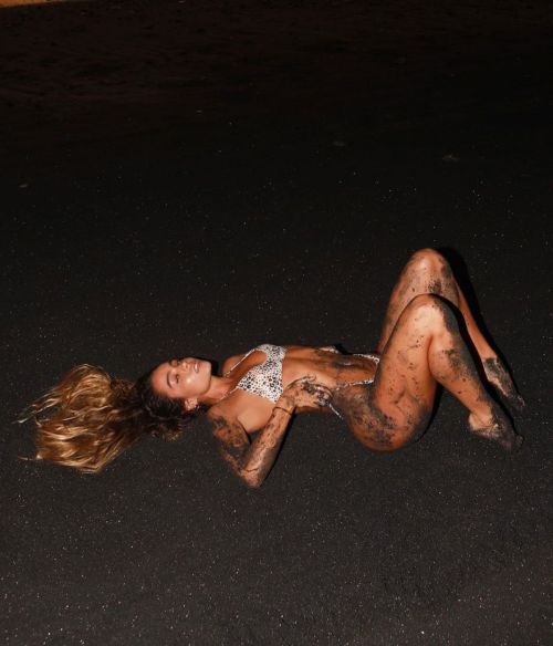 Sommer Ray in Bikini at a Photoshoot - Instagram Photos 2020/06/15 4