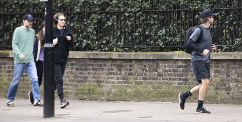 Suki Waterhouse Out Jogging in London 2020/06/11 1