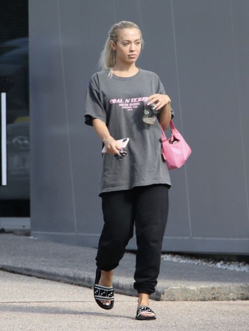 Tammy Hembrow Leaves Her Podcast at Gold Coast 2020/06/16 3