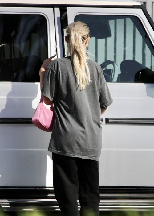 Tammy Hembrow Leaves Her Podcast at Gold Coast 2020/06/16 4