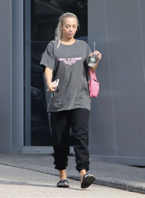 Tammy Hembrow Leaves Her Podcast at Gold Coast 2020/06/16 6