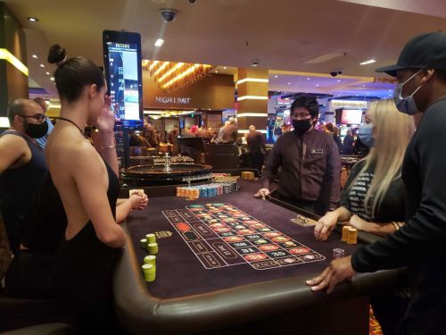 Tao Wickrath Playing Roulette at Golden Nugget Hotel in Las Vegas 2020/06/03 2