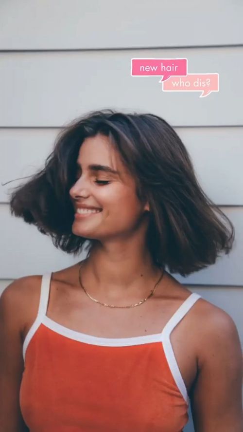 Taylor Hill Cut Her Hair Photos Shared in Instagram 2020/06/20 5