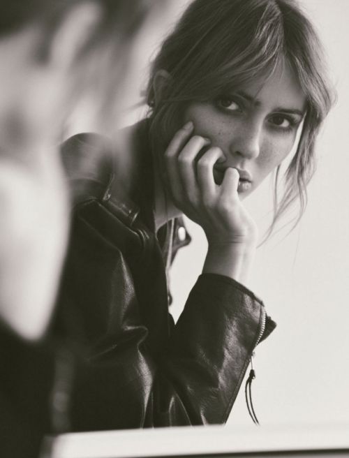 Teddy Quinlivan in Elle Magazine, Mexico June 2020 1
