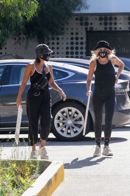 Vanessa Hudgens Out Protesting in Los Angeles 2020/06/07 12