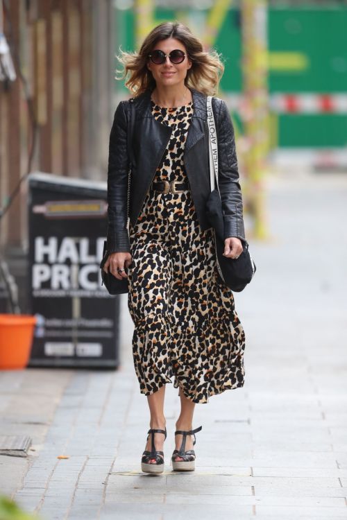 Zoe Hardman Arrives at Global Radio in London 2020/06/07 6