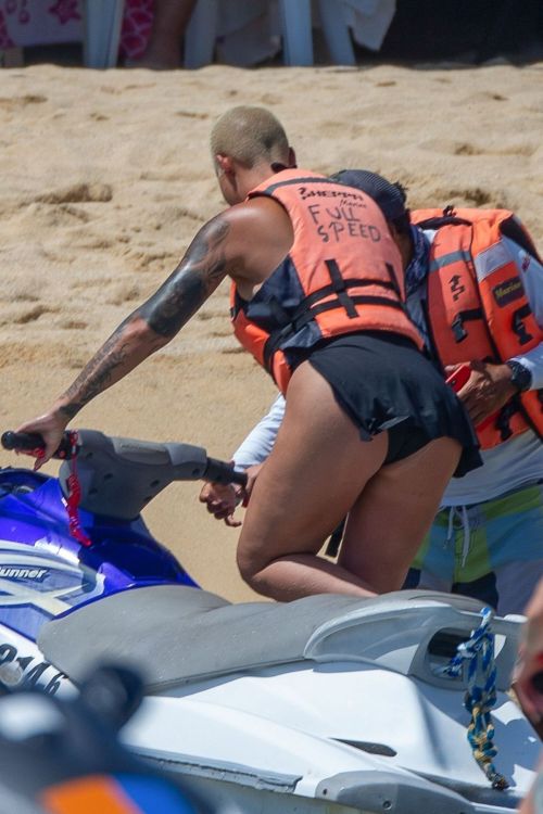 Amber Rose at Jet Ski Ride in Cabo San Lucas 2020/09/24 8