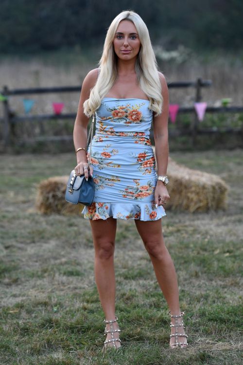 Amber Turner at The Only Way is Essex Set in Essex 2020/09/15 4