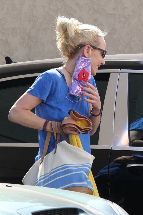 Anne Heche at DWTS Studio in Los Angeles 2020/09/20 5
