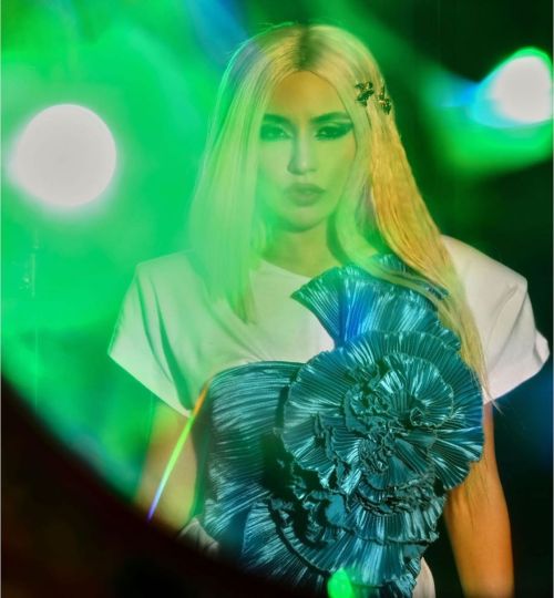 Ava Max Shared Instagram Photos 2020/09/20 2