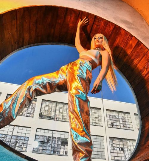 Ava Max Shared Instagram Photos 2020/09/20 4