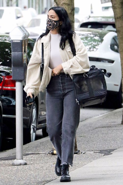 Camila Mendes Out and About in Vancouver 2020/09/19