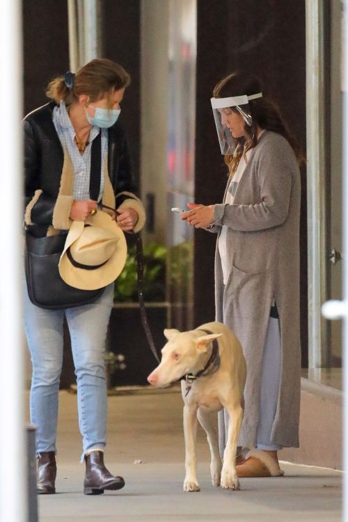 Drew Barrymore Comes to the Rescue of a New Yorker 2020/09/22 4