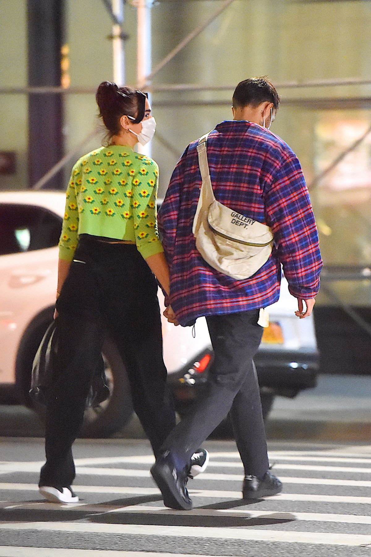 Dua Lipa and Anwar Hadid Out for Dinner in New York 2020/09/21 2