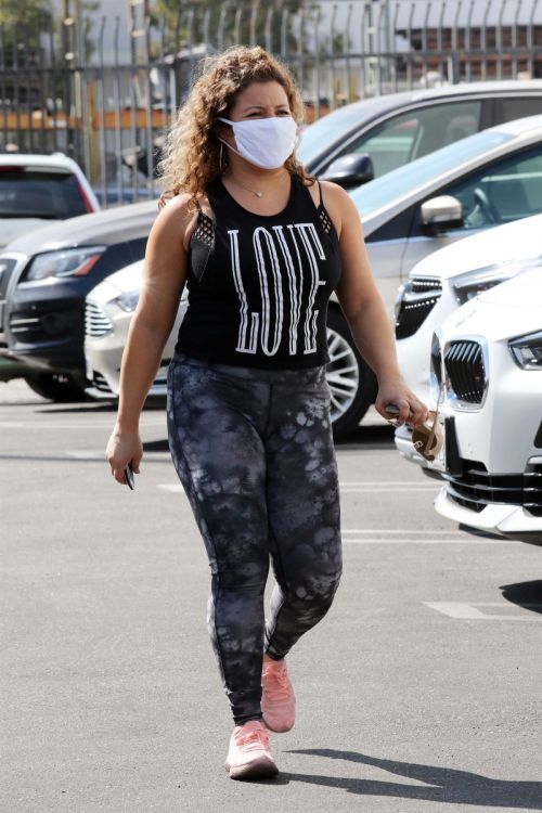 Justina Machado Arrives at DWTS Studio in Los Angeles 2020/09/18 5