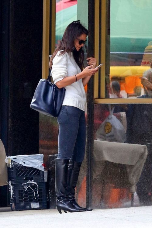 Katie Holmes Out in New York 2020/09/18 6