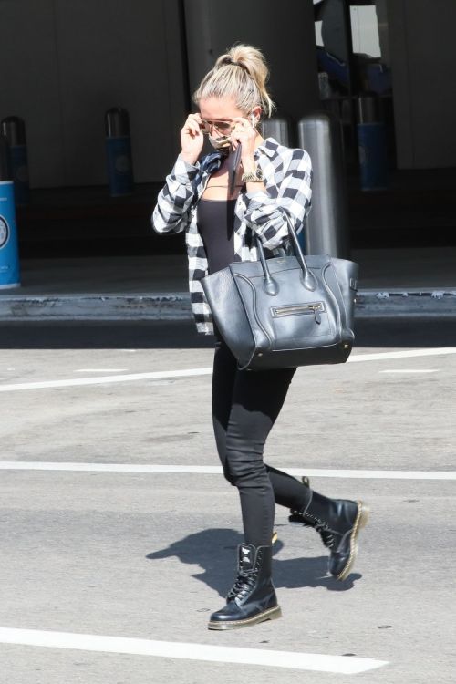 Kristin Cavallari at LAX Airport in Los Angeles 2020/09/19