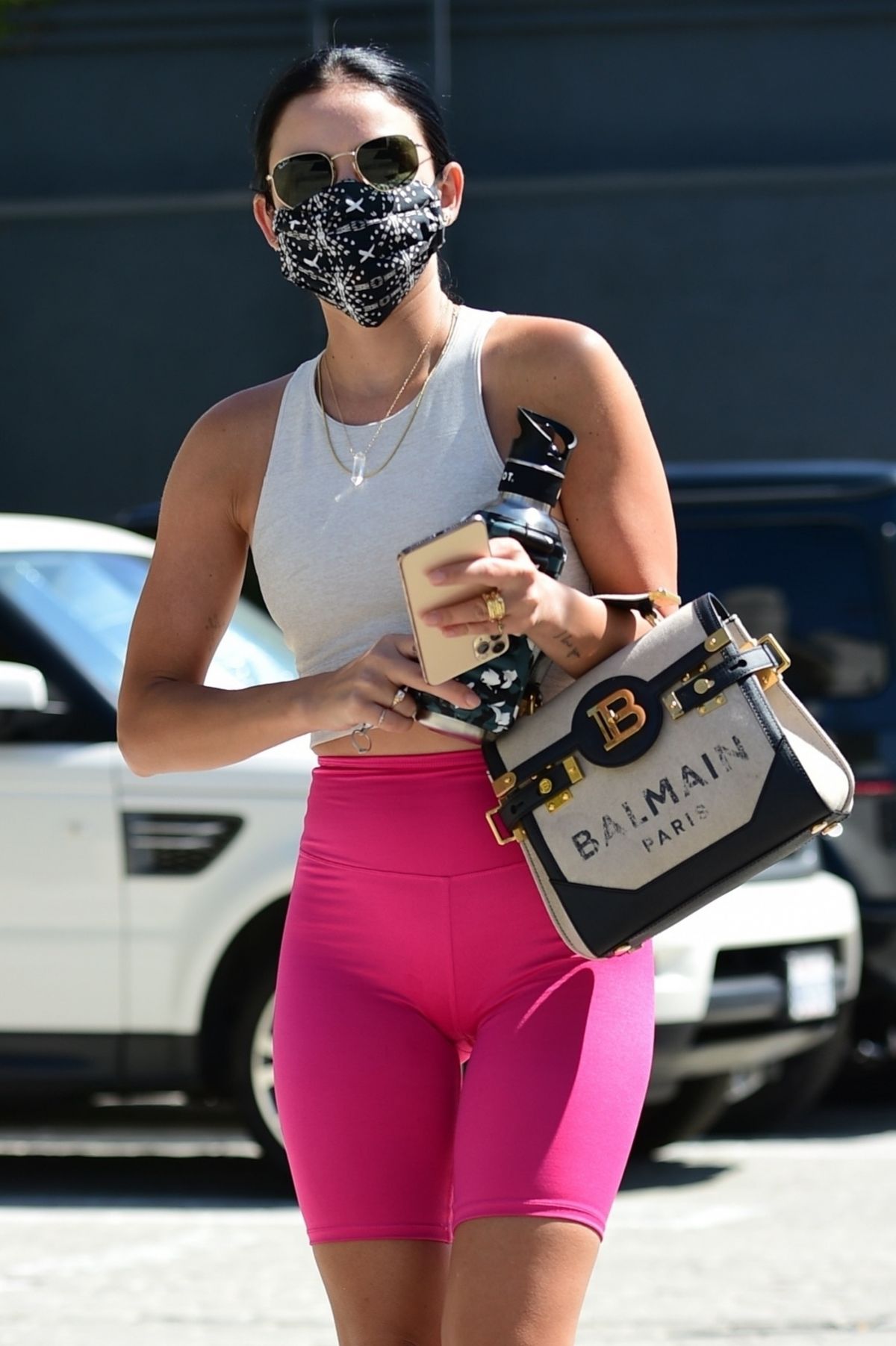 Lucy Hale Arrives at a Gym in Studio City 2020/09/20