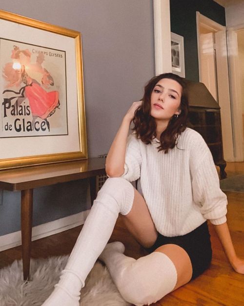 Natalie Dreyfuss at a Home Photoshoot, 2020 Issue 5