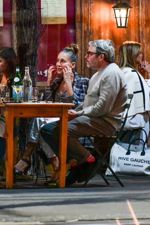 Sarah Jessica Parker and Matthew Broderick Out for Dinner in New York 2020/09/16