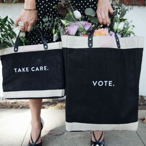 Abigail Spencer Promotes Her Own Designer Bags 2020 1