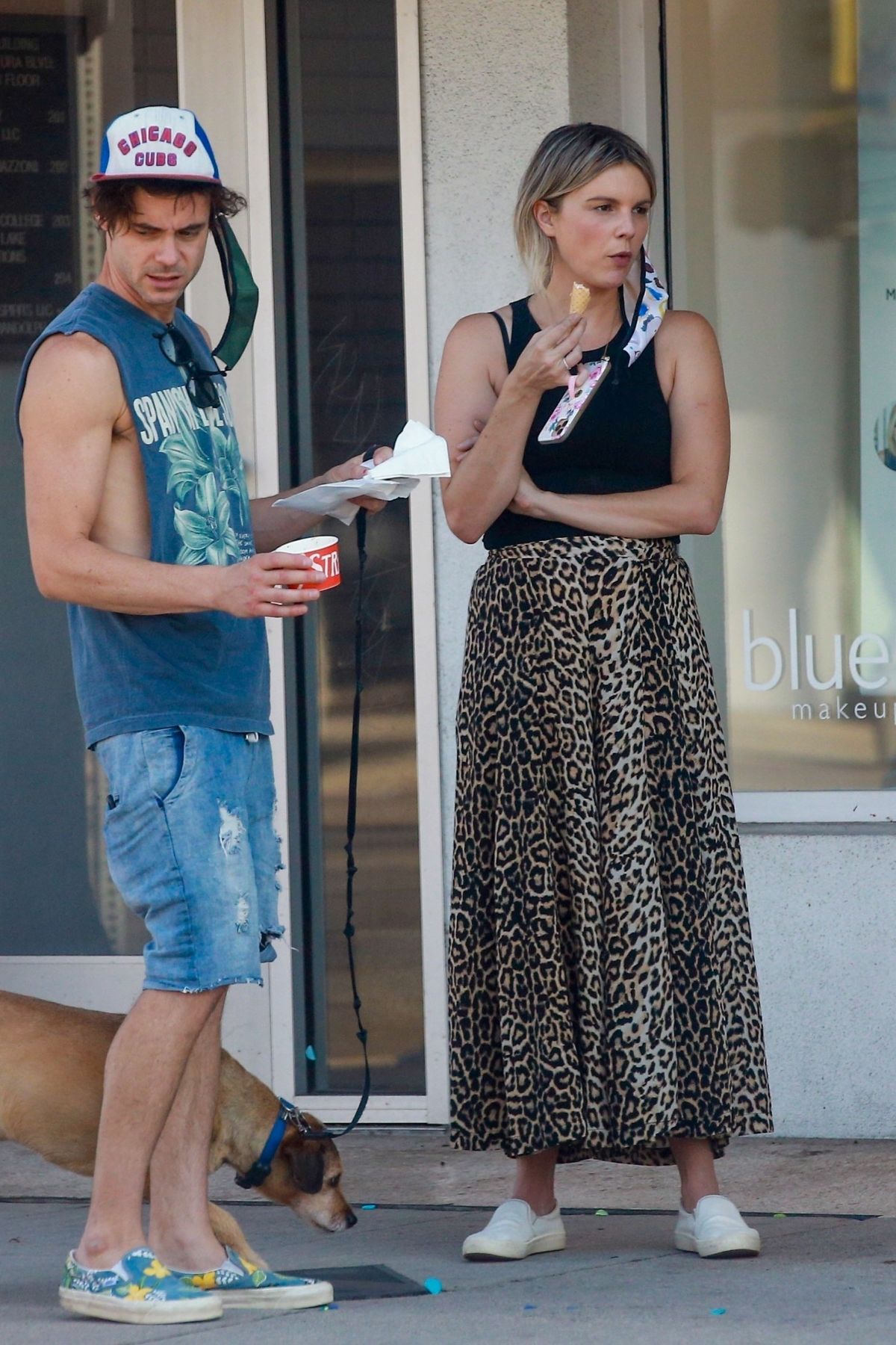 Ali Fedotowsky Out for Ice Cream in Los Angeles 2020/10/22