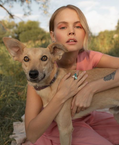Anastasiya Shcheglova for Fashion Dobro 2020 Issue 4
