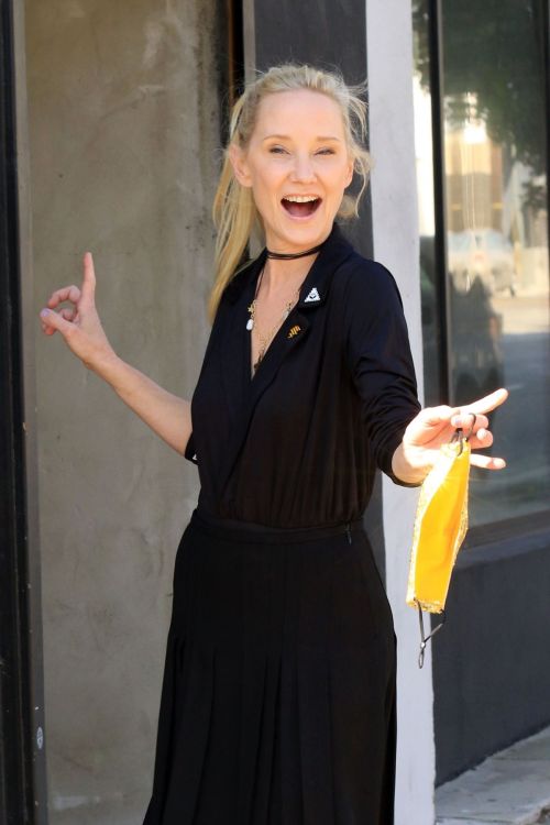 Anne Heche at a Dance Studio in Los Angeles 2020/10/02