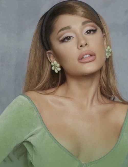 Ariana Grande Beautiful Photoshoot Photos October 2020 4