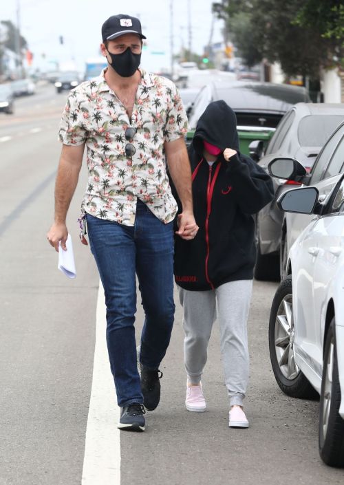 Ariel Winter and Luke Benward Out in Malibu 2020/10/22 7
